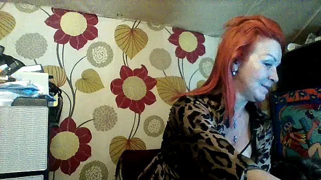 CassandraSandra44 online show from March 6, 6:19 am