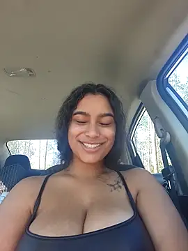 cinnaminnie online show from March 1, 4:22 pm