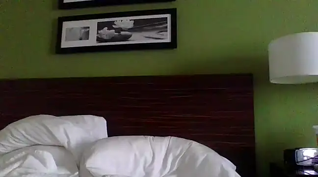 cinnaminnie online show from January 10, 5:13 pm