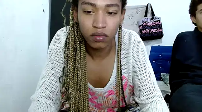 Snapshot of miriam775 chatting on February 26, 3:03 am miriam775 online show from February 26, 3:03 am