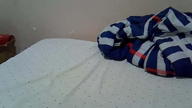 Snapshot of Just_Karu chatting on July 12, 3:24 pm Just Karu online show from July 12, 3:24 pm