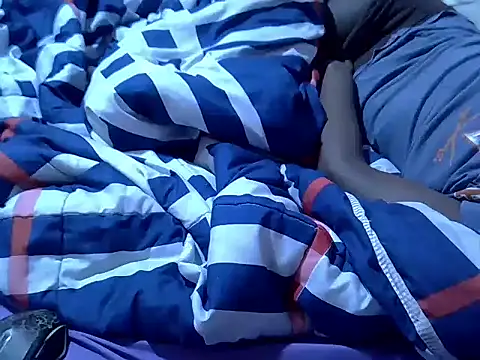 Snapshot of Just_Karu chatting on November 10, 8:19 am Just Karu online show from November 10, 8:19 am