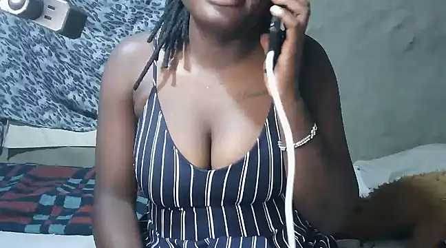 Snapshot of mdivah chatting on February 25, 4:25 pm mdivah online show from February 25, 4:25 pm
