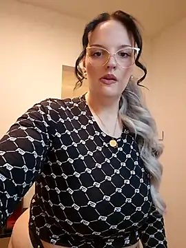 Jujuicy 97 online show from February 10, 9:08 am