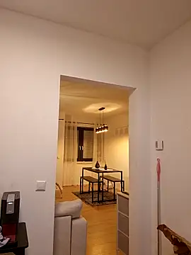 Jujuicy 97 online show from February 7, 5:04 am