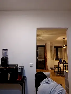 Jujuicy 97 online show from February 14, 10:10 pm