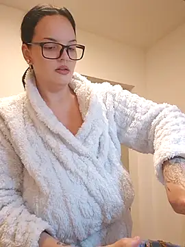 Jujuicy 97 online show from December 1, 6:53 pm