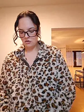 Jujuicy 97 online show from February 8, 9:07 am