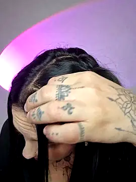 Jujuicy 97 online show from March 6, 6:03 pm