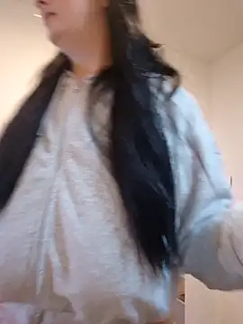 Jujuicy 97 online show from February 1, 11:08 am