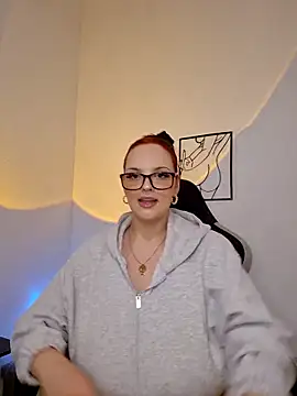 Jujuicy 97 online show from February 22, 11:45 am