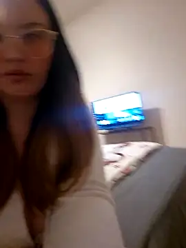 Jujuicy 97 online show from November 15, 6:01 pm