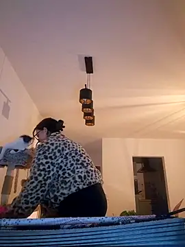 Jujuicy 97 online show from December 16, 7:07 pm