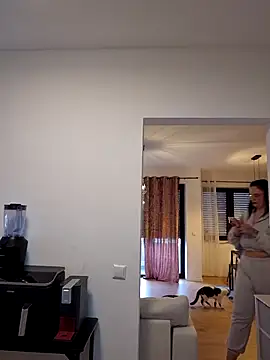 Jujuicy 97 online show from February 11, 10:59 am