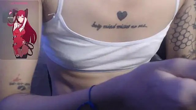 Snapshot of Bunny_bel chatting on June 18, 11:10 pm Bunny bel online show from June 18, 11:10 pm