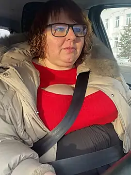 Snapshot of Tania-myr87_ZD chatting on December 20, 6:19 am Tania-myr87 ZD online show from December 20, 6:19 am