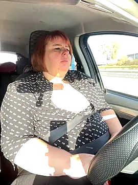 Snapshot of Tania-myr87_ZD chatting on October 1, 3:33 am Tania-myr87 ZD online show from October 1, 3:33 am