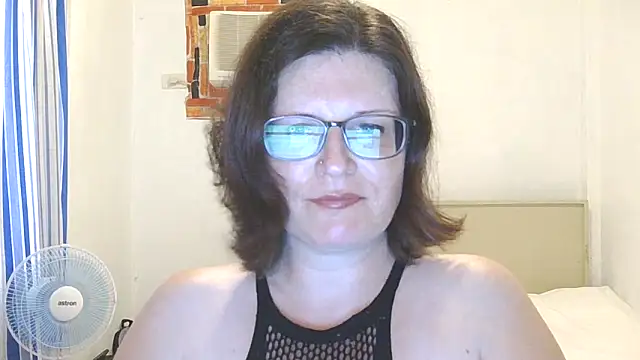 CrimsonMistress online show from January 7, 10:26 pm