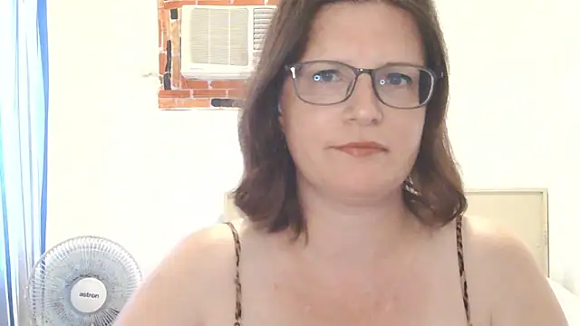 CrimsonMistress online show from March 28, 10:33 pm