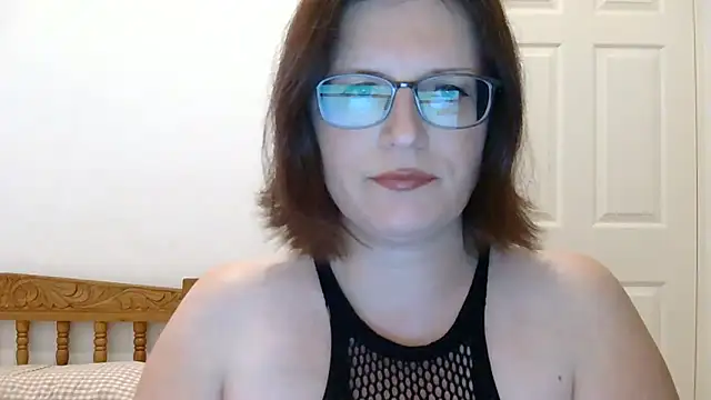 CrimsonMistress online show from December 16, 10:25 pm