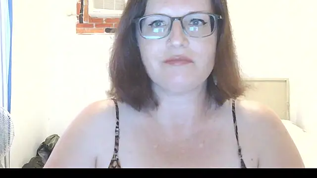 CrimsonMistress online show from March 13, 10:59 pm