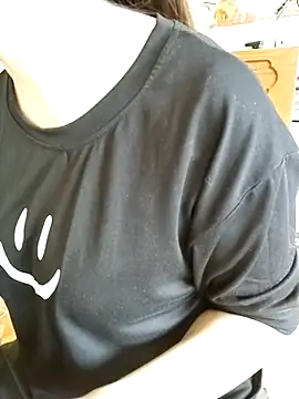 JasminePham online show from November 5, 12:58 am