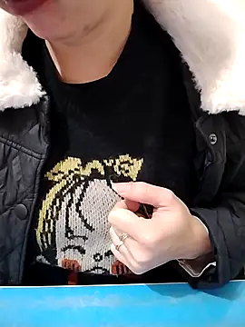 JasminePham online show from November 26, 1:16 am