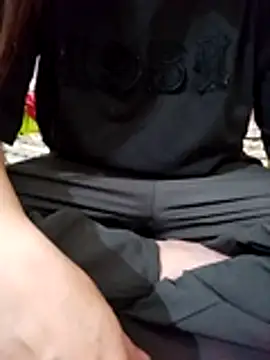 JasminePham online show from November 8, 7:39 pm