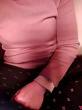 JasminePham online show from January 8, 5:19 pm