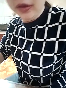 JasminePham online show from November 18, 12:48 am