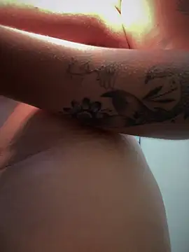 MaverickGray online show from February 16, 4:21 pm