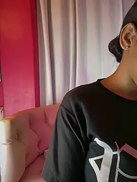 MaverickGray online show from May 6, 1:15 pm