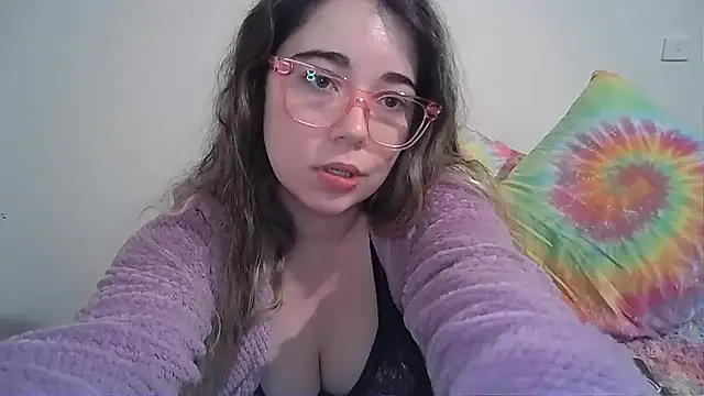 Snapshot of brooklynivy chatting on September 24, 3:18 pm brooklynivy online show from September 24, 3:18 pm