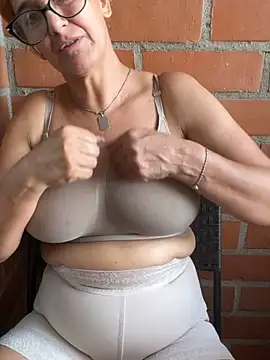 anastasia and jordan online show from March 14, 9:32 pm