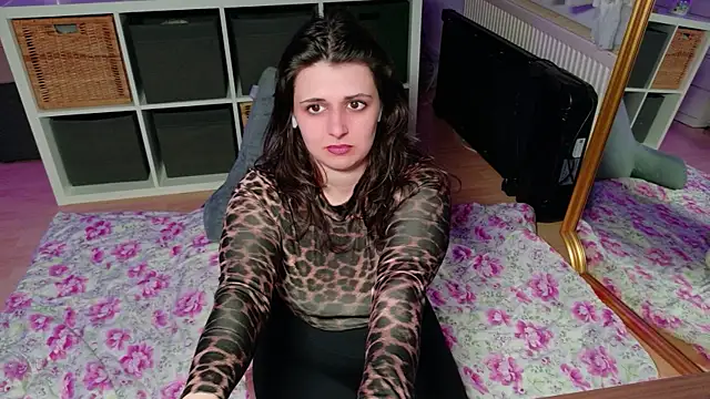 jenna-sxy19 online show from May 15, 10:30 pm