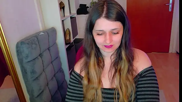 Snapshot of jenna-sxy19 chatting on October 2, 4:10 pm jenna-sxy19 online show from October 2, 4:10 pm
