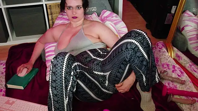 jenna-sxy19 online show from May 18, 12:44 am