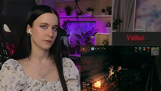 Snapshot of KiraLiLime chatting on March 22, 6:25 pm KiraLiLime online show from March 22, 6:25 pm