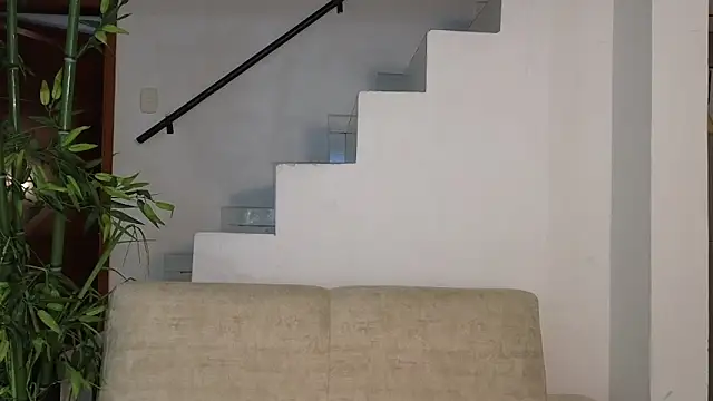 Lorenne Miller online show from October 1, 3:33 am