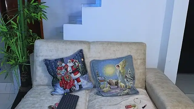 Lorenne Miller online show from November 28, 5:07 am