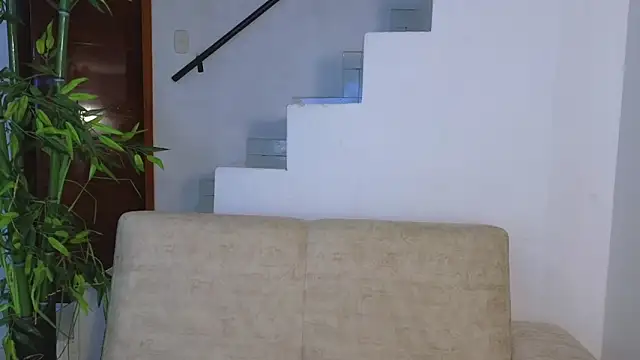 Lorenne Miller online show from September 18, 2:14 am