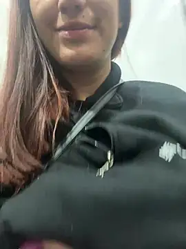 Snapshot of _KarolSmith chatting on February 12, 4:11 pm KarolSmith online show from February 12, 4:11 pm