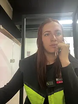 Snapshot of _KarolSmith chatting on January 17, 8:22 pm KarolSmith online show from January 17, 8:22 pm