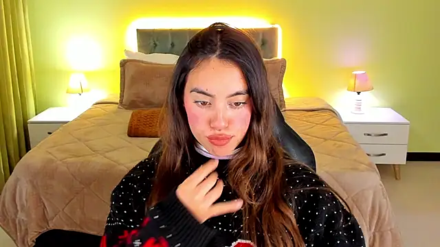 Snapshot of _Charlotte_evans_1 chatting on September 18, 11:30 pm Charlotte evans 1 online show from September 18, 11:30 pm