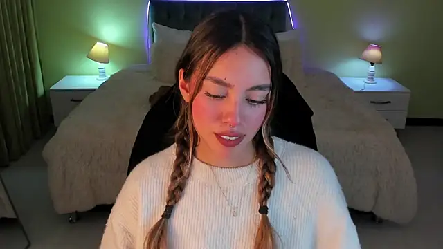  Charlotte evans 1 online show from March 4, 11:56 pm