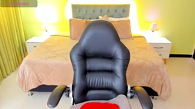 Snapshot of _Charlotte_evans_1 chatting on September 22, 7:53 pm Charlotte evans 1 online show from September 22, 7:53 pm