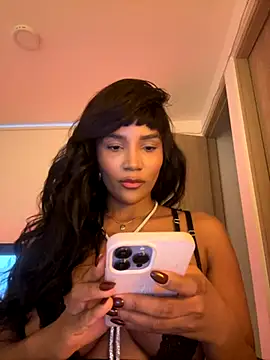 Jessie-pradoo online show from November 27, 9:59 pm