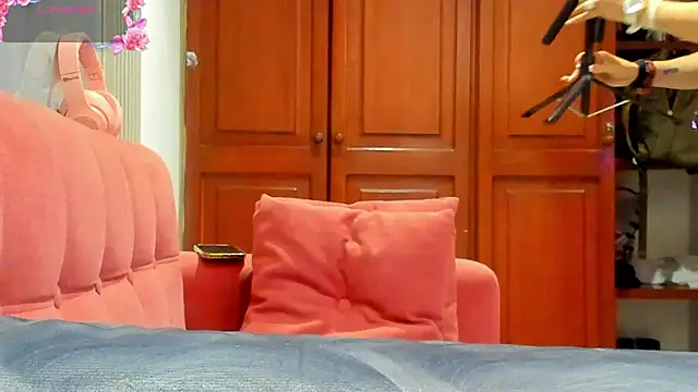 BridgetRodriguez online show from November 17, 11:47 am