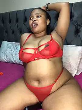 Snapshot of Anaelle24 chatting on May 5, 5:38 pm Anaelle24 online show from May 5, 5:38 pm