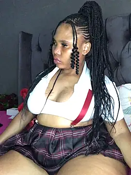 Snapshot of Anaelle24 chatting on February 21, 3:32 pm Anaelle24 online show from February 21, 3:32 pm